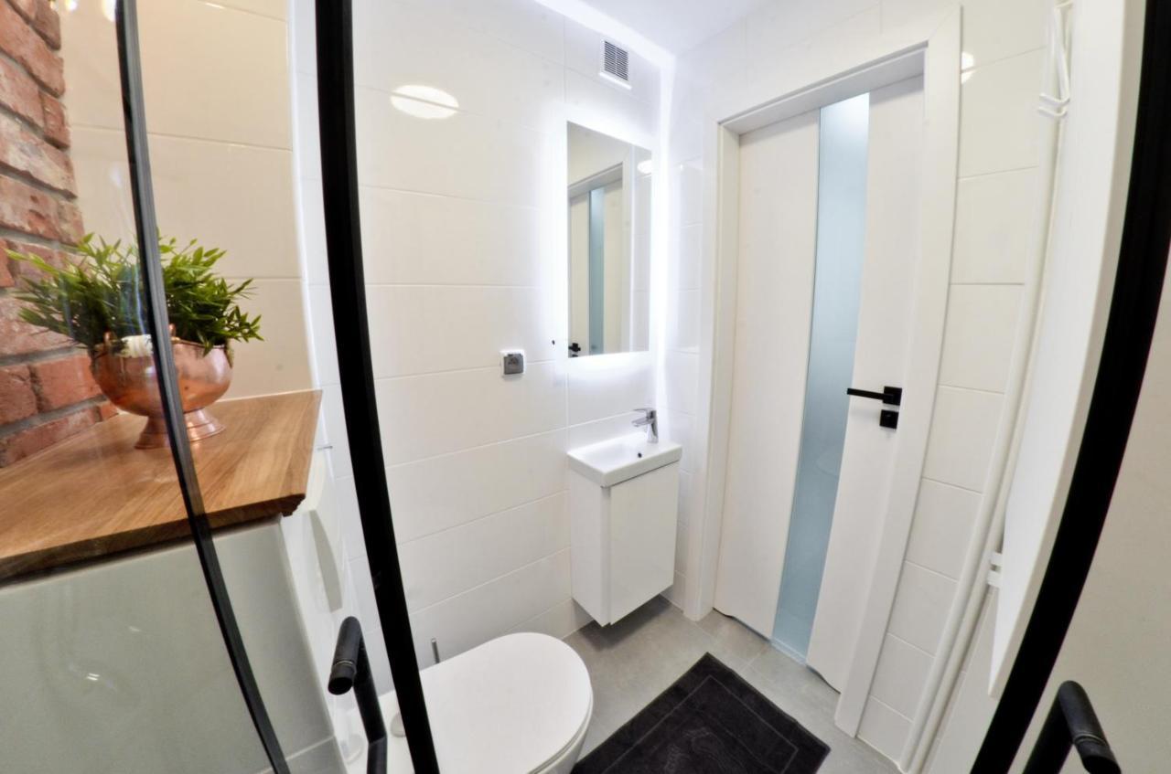 Apartamento Apartament Z Dwoma Sypialniami Malbork Exterior foto